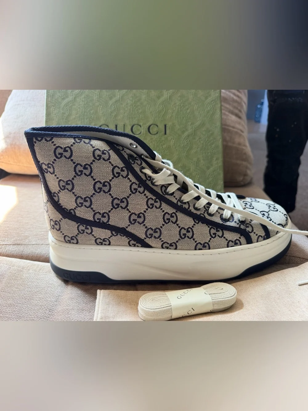 Gucci iconic gg